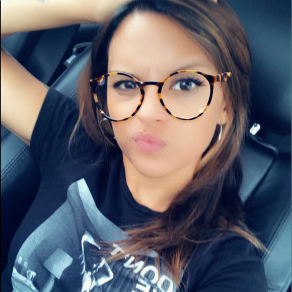 Meet your Posher, Vanessa - Picture 5 of 5